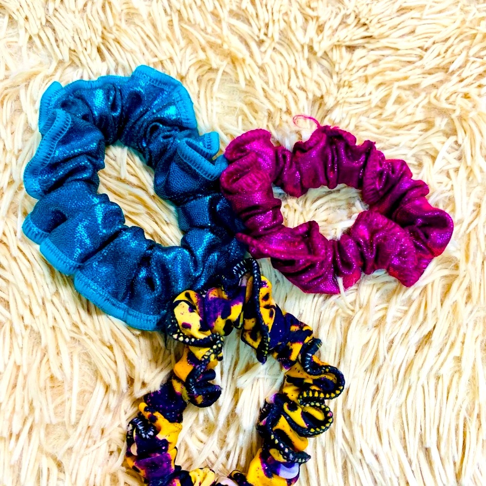 Gymnastic hair Scrunchies Set metallic colorful pink blue leopard print
